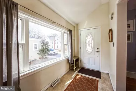 Entry Way - 103 Myrtle Ave, Pitman, NJ 08071 photo 1 of 5