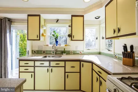 Kitchen - 103 Myrtle Ave, Pitman, NJ 08071 photo 2 of 4