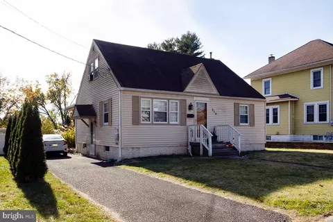 316 University Blvd, Glassboro, NJ 08028
