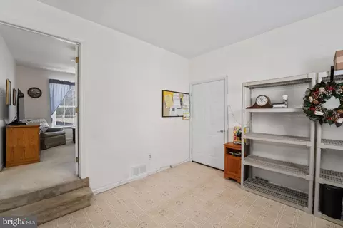 Entry Way - 404 Village Ct, Mickleton, NJ 08056 photo 5 of 5