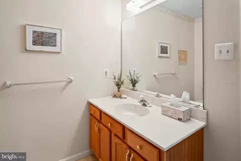 Bath - 404 Village Ct, Mickleton, NJ 08056 photo 2 of 3