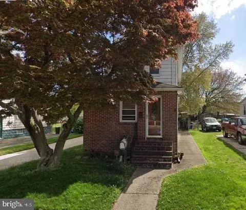 20 Walnut St, Westville, NJ 08093