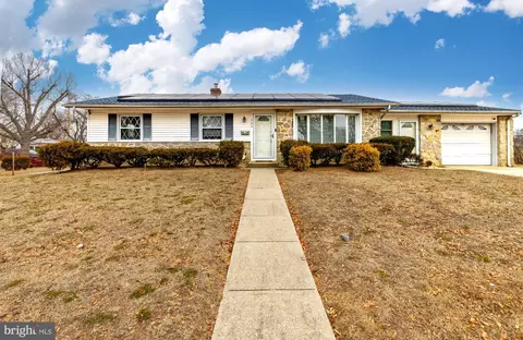 262 Huff Ave, Paulsboro, NJ 08066
