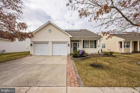 20 Chew Ln, Sewell, NJ 08080