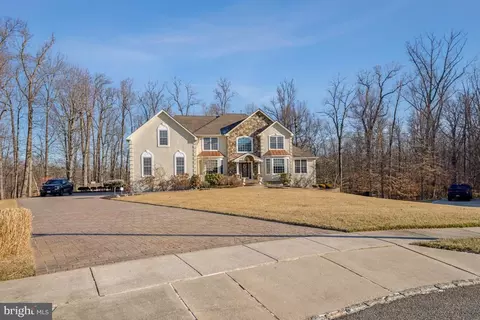 316 Patsy Ct, West Deptford, NJ 08086 photo 3