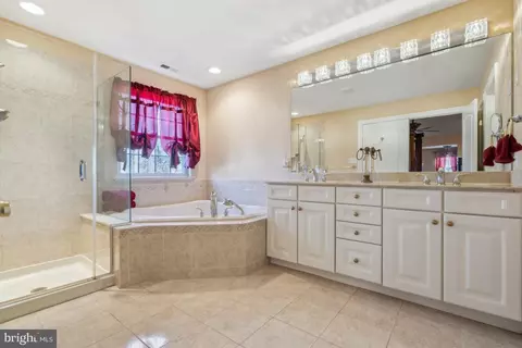 316 Patsy Ct, West Deptford, NJ 08086 photo 23