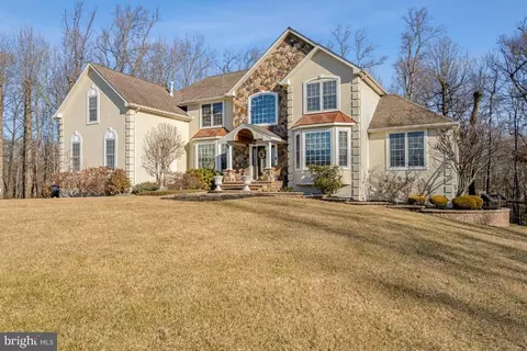 316 Patsy Ct, West Deptford, NJ 08086 photo 2