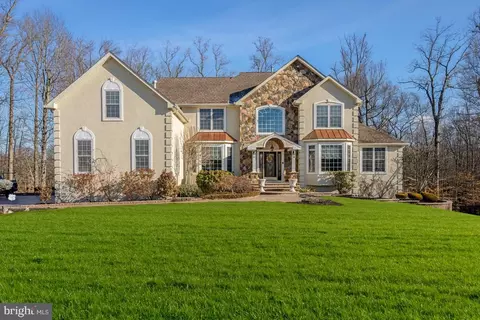316 Patsy Ct, West Deptford, NJ 08086