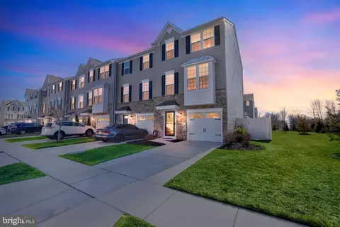 101 Meridian Ln, Sewell, NJ 08080
