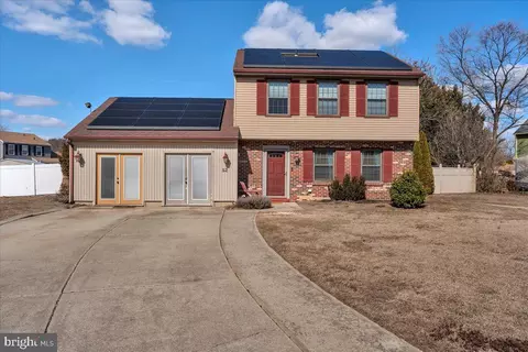 52 Borrelly Blvd, Sewell, NJ 08080