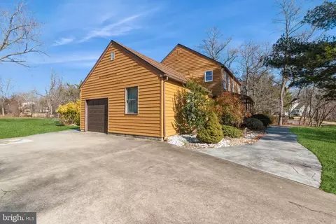 Exterior - 541 Hereford Ln, Mickleton, NJ 08056 photo 4 of 6