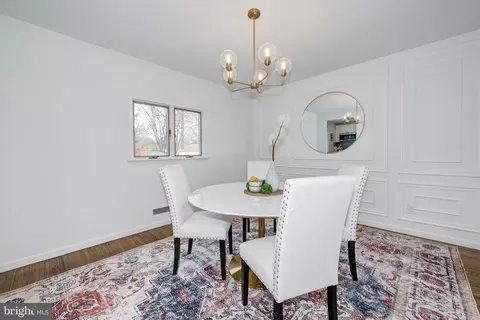 Dining - 532 Hudson Ave, Pitman, NJ 08071 photo 4 of 5