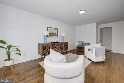 Living - 532 Hudson Ave, Pitman, NJ 08071 photo 8 of 9
