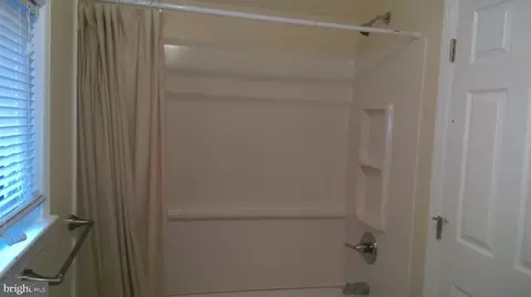 Bath - 127 Seventh Ave, Pitman, NJ 08071 photo 1 of 1