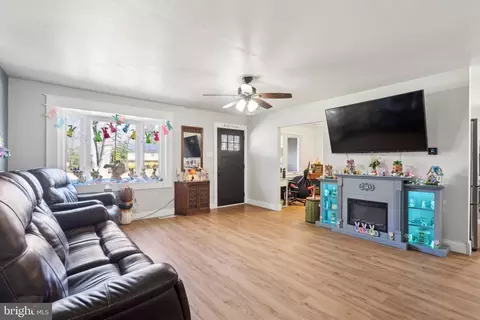 Other - 87 Gaunt Dr, Mickleton, NJ 08056 photo 4 of 9