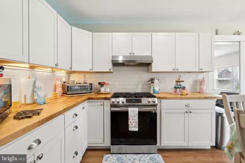Kitchen - 87 Gaunt Dr, Mickleton, NJ 08056 photo 1 of 1