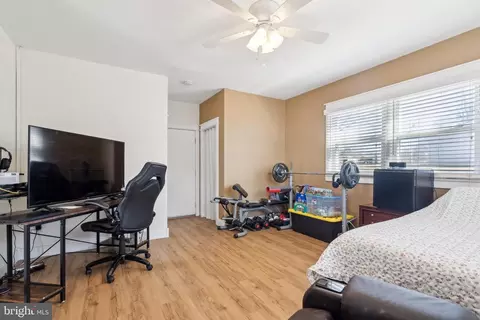 Bedroom - 87 Gaunt Dr, Mickleton, NJ 08056 photo 6 of 7