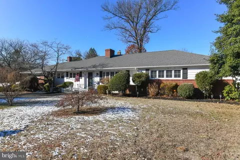 7 N Drexel St, Woodbury, NJ 08096