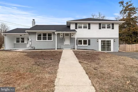 21 Macarthur Ave, Franklinville, NJ 08322