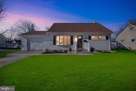 121 Brookfield Ave, Wenonah, NJ 08090