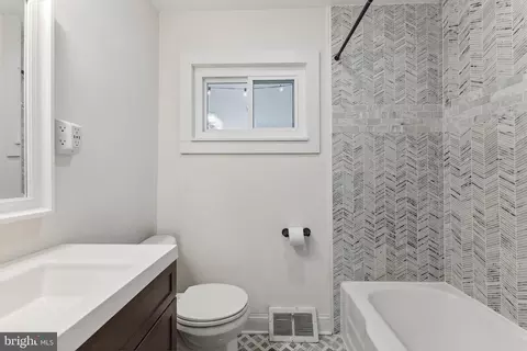 Bath - 136 Kenton Ave, Pitman, NJ 08071 photo 2 of 2