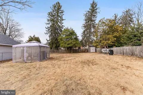 Exterior - 136 Kenton Ave, Pitman, NJ 08071 photo 11 of 12