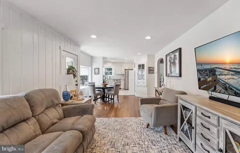 Entry Way - 136 Kenton Ave, Pitman, NJ 08071 photo 1 of 1