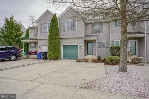81 Arbour Ct, Sewell, NJ 08080
