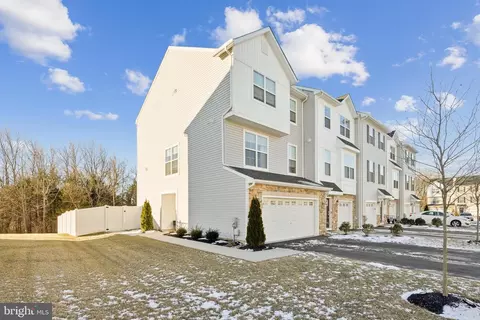 55 Aviary Rd, West Deptford, NJ 08086