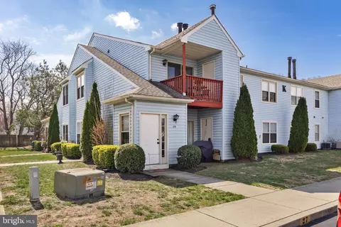 528 Cascade Ct, Sewell, NJ 08080
