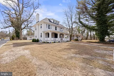 50 N Evergreen Ave, Woodbury, NJ 08096