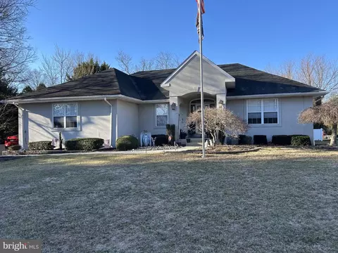 206 Thies Rd, Sewell, NJ 08080