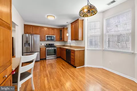7 Pelican, West Deptford, NJ 08086