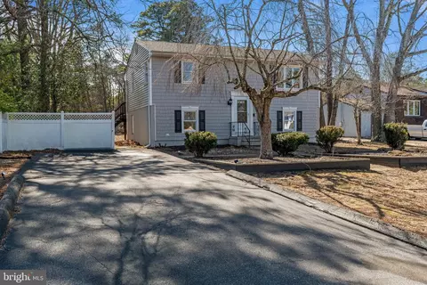 309 W Collings Dr, Williamstown, NJ 08094