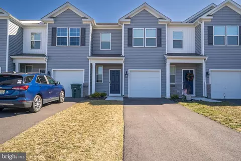 109 Mazzeo Dr, Glassboro, NJ 08028