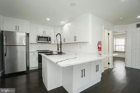 405 Durham, West Deptford, NJ 08051