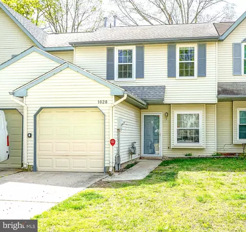 1028 Baywood Dr, Williamstown, NJ 08094