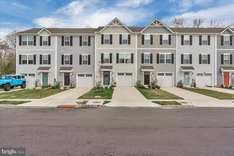 9 Riley St, Williamstown, NJ 08094