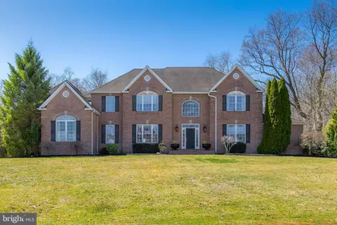 142 Arbor Dr, Woolwich Township, NJ 08085