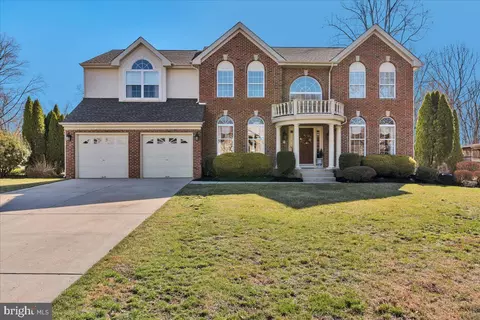 15 Armitage Ct, Sewell, NJ 08080