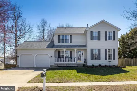 107 Kaiser Ln, Clayton, NJ 08312