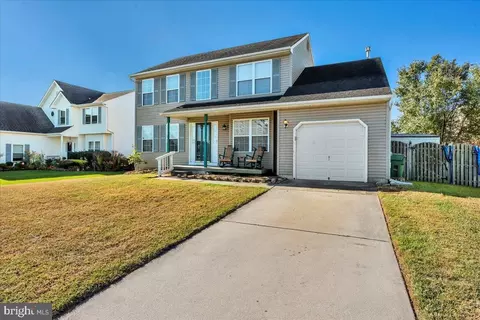 311 Juniper Ln, Swedesboro, NJ 08085