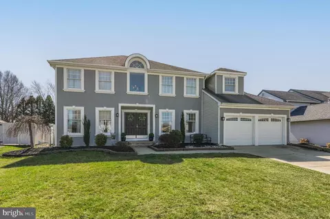 34 Spring Mill Dr, Sewell, NJ 08080