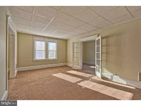 Living - 407 N Broadway, Pitman, NJ 08071 photo 5 of 7