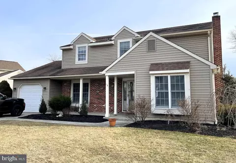 13 Duncan Rd, Sewell, NJ 08080