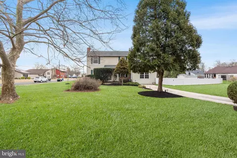 112 Carter Ave, Gibbstown, NJ 08027