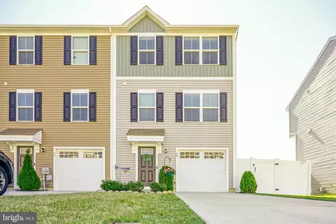 38 Burr St, Williamstown, NJ 08094