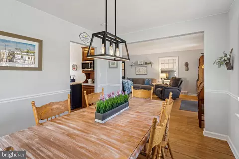Dining - 161 Esplanade Ave, Pitman, NJ 08071 photo 2 of 2