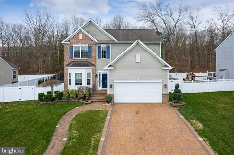 808 Kristin Ln, Williamstown, NJ 08094