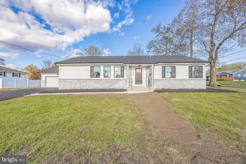 750 Third St, Woodbury Heights, NJ 08097